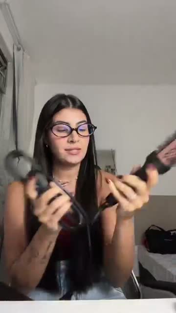 Vídeo de @bia.rocha usando a Escova Modeladora GOKOCO